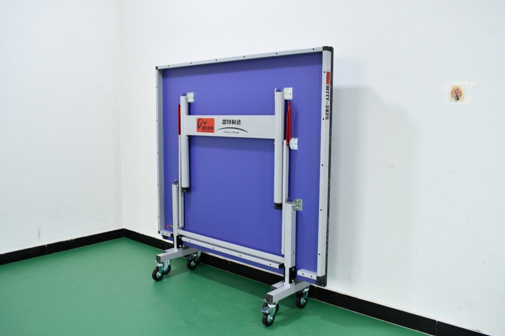 乒乓球訓(xùn)練